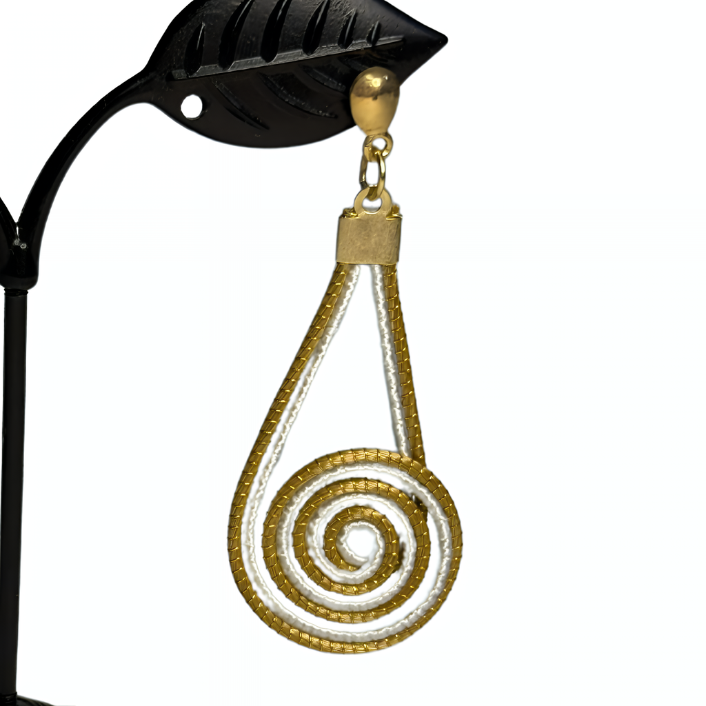 Spiral Golden Grass White Outline
