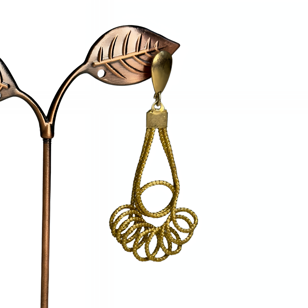 Golden Grass Antique Spiral