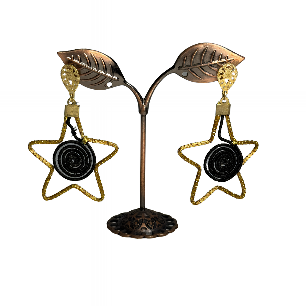 Star-Shaped Golden Grass Black Center